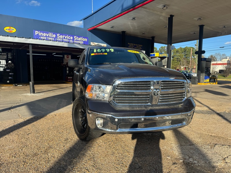 RAM 1500 2WD Crew Cab 140.5" Lone Star 2016