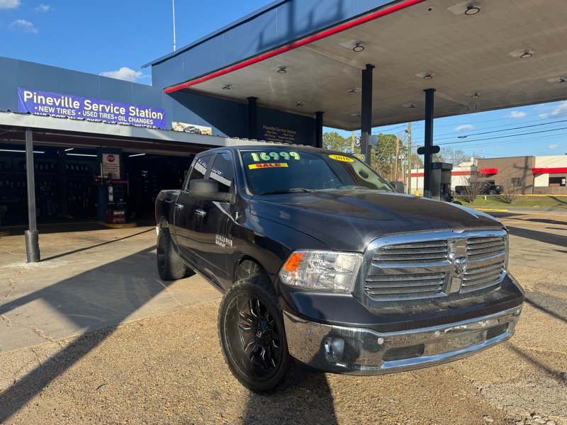 RAM 1500 2WD Crew Cab 140.5" Lone Star 2016