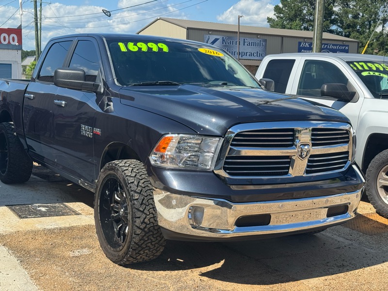 RAM 1500 2WD Crew Cab 140.5" Lone Star 2016