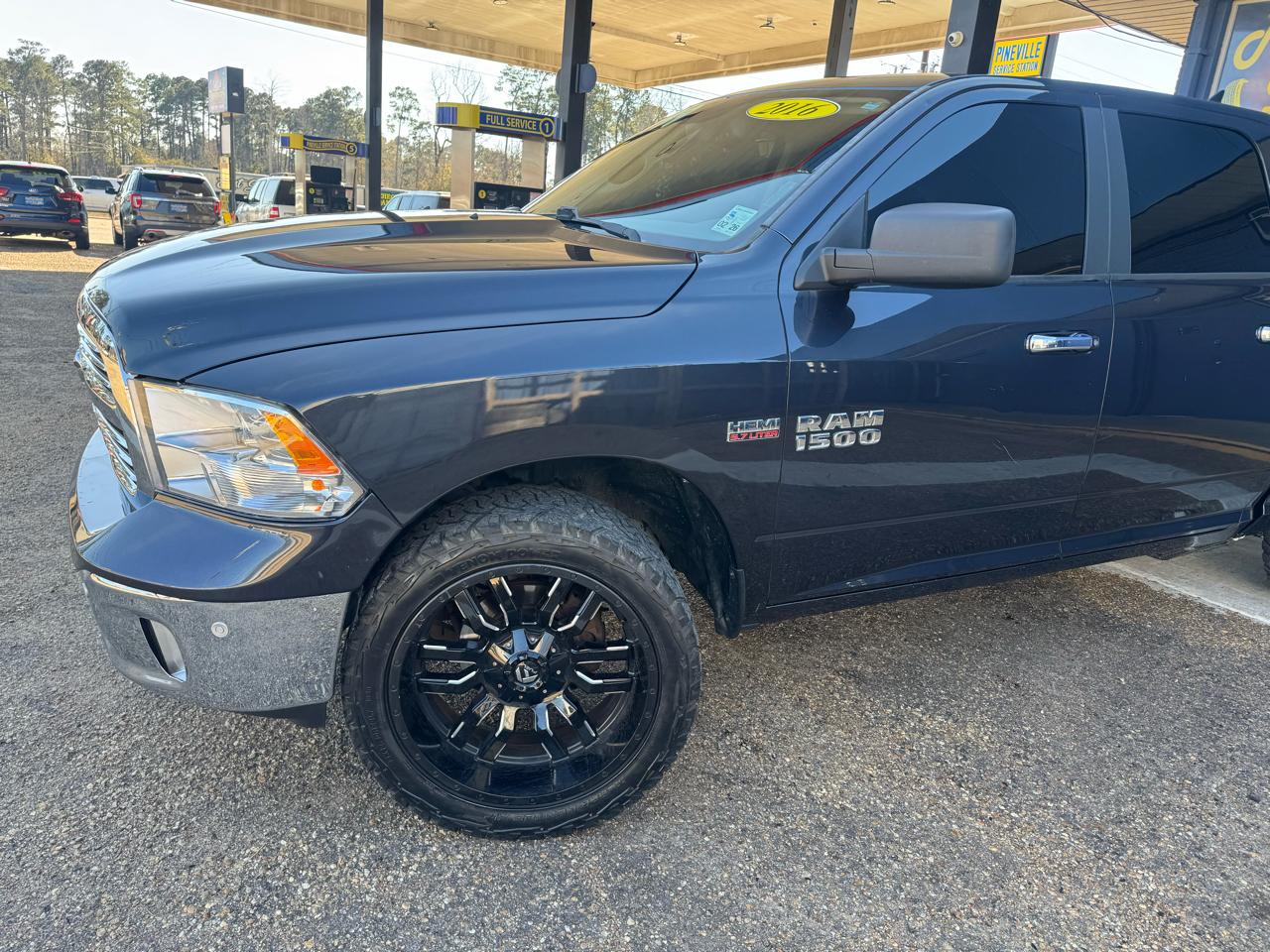 RAM 1500 2WD Crew Cab 140.5" Lone Star 2016