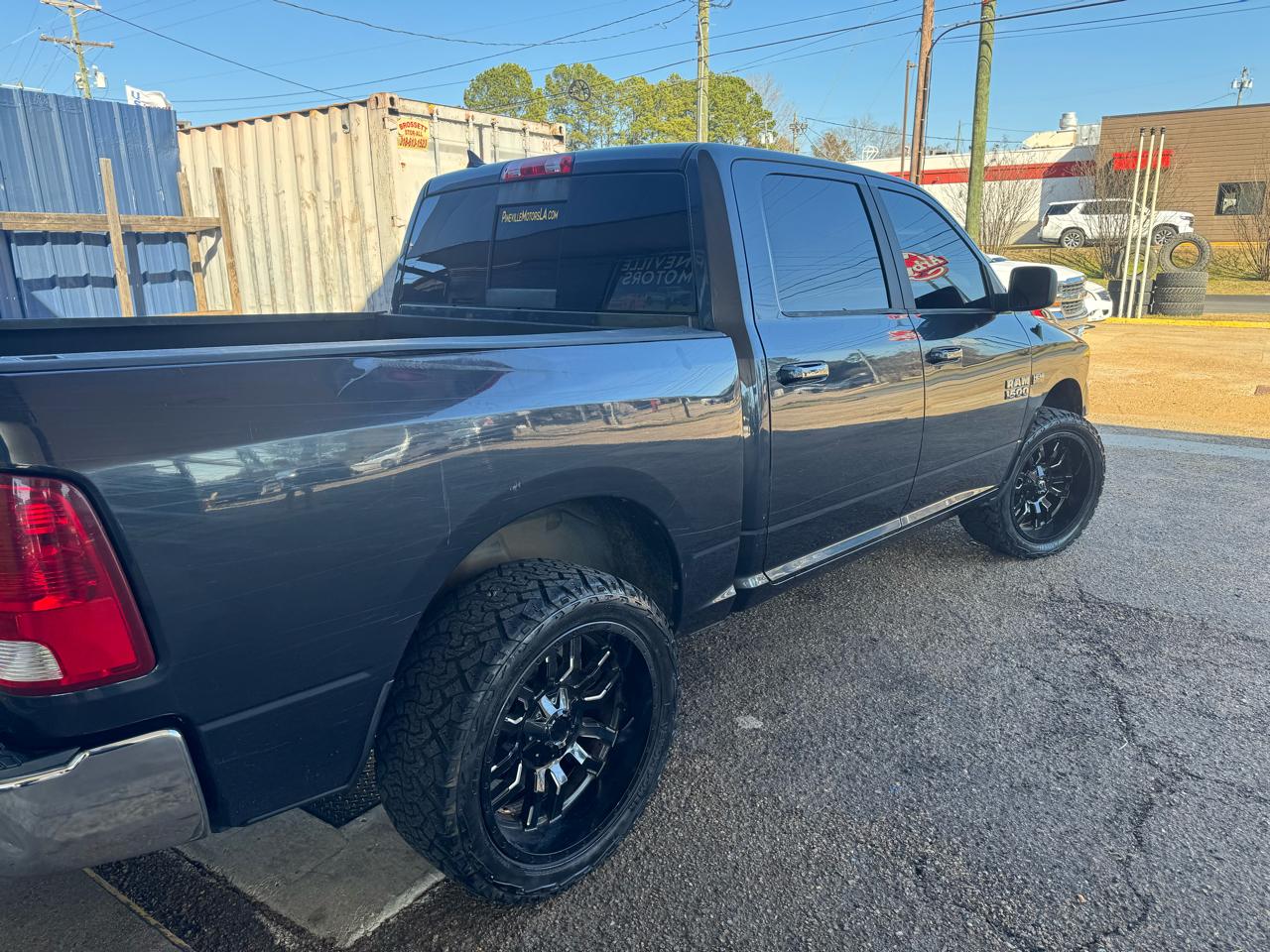 RAM 1500 2WD Crew Cab 140.5" Lone Star 2016