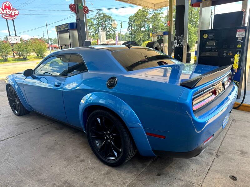 Dodge Challenger SXT Plus 2D Coupe 2018 Dodge Challenger SXT Plus 2D Coupe 2018