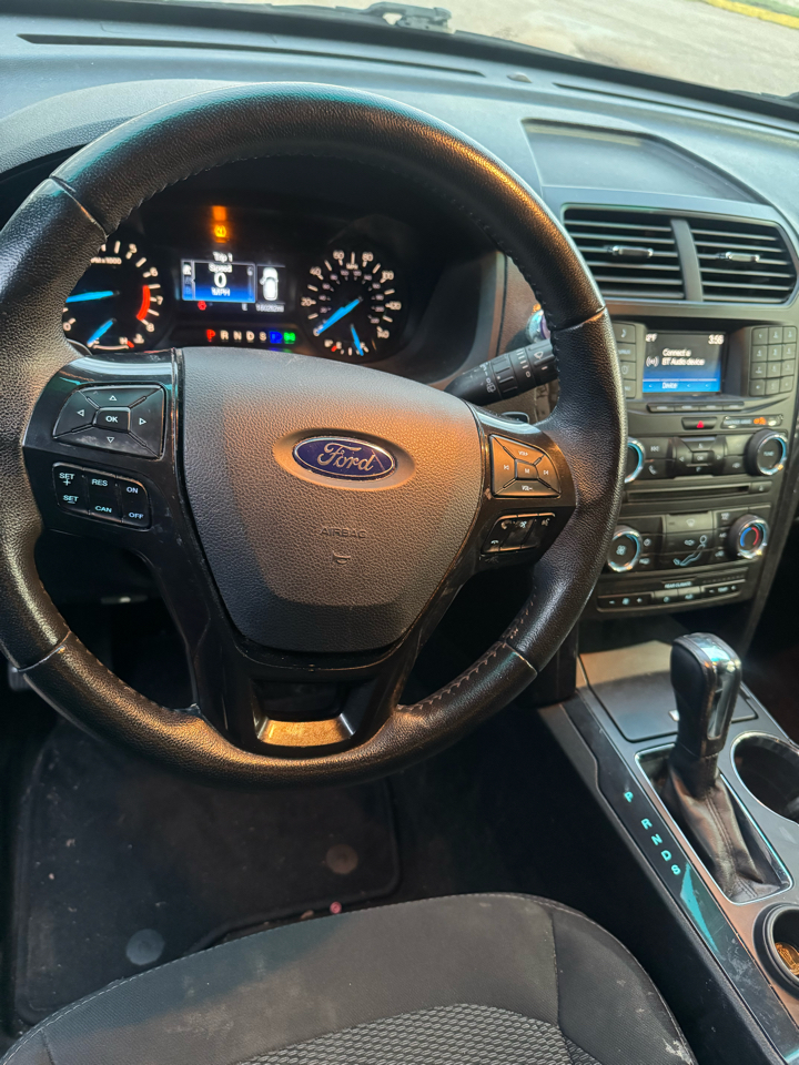 Ford Explorer XLT FWD 2017