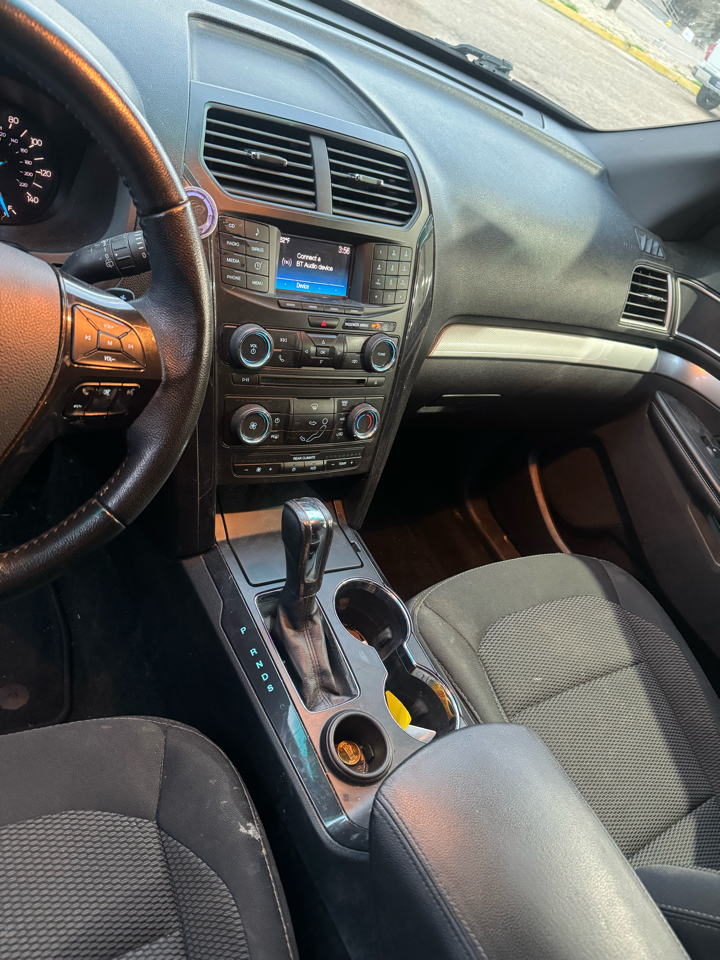 Ford Explorer XLT FWD 2017