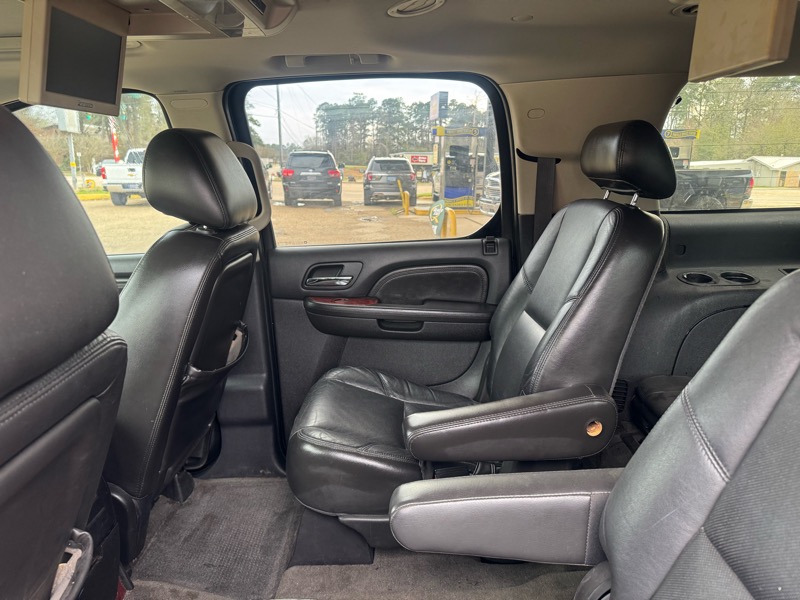 Cadillac Escalade ESV AWD Premium 2010