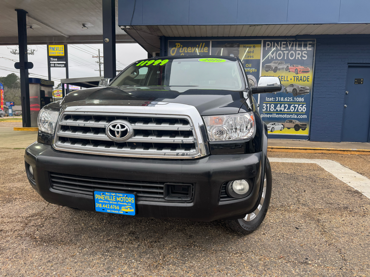 Toyota Sequoia Plantium 2WD 2010