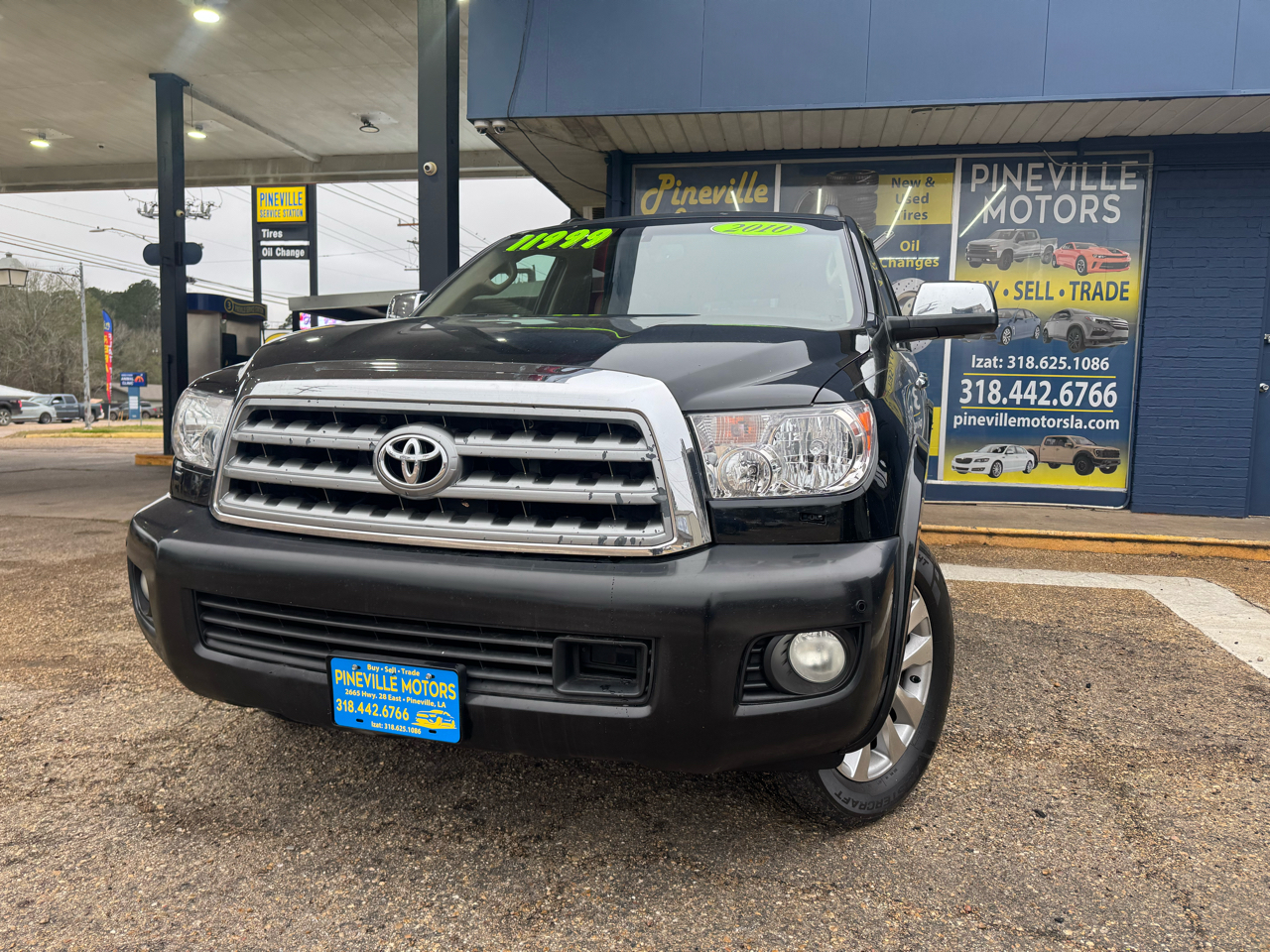 Toyota Sequoia Plantium 2WD 2010
