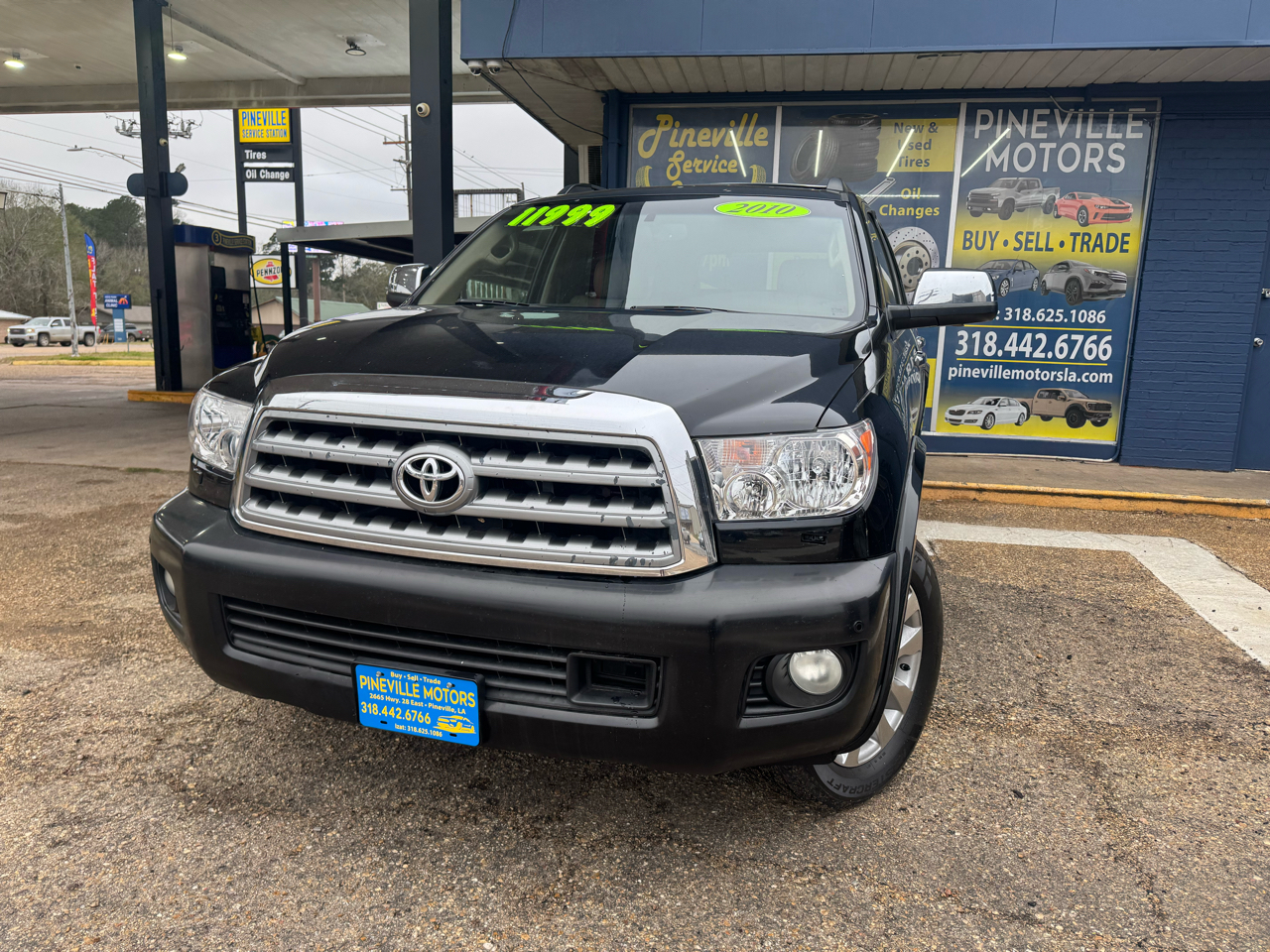 Toyota Sequoia Plantium 2WD 2010
