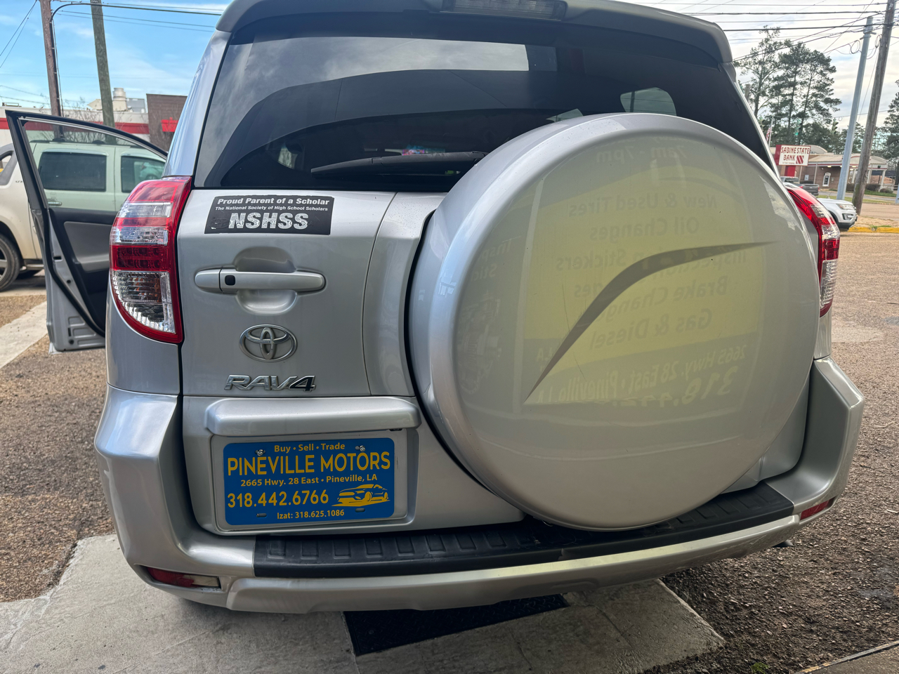 Toyota RAV4 Limited I4 2WD 2012