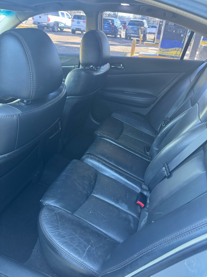 Nissan Maxima SV 2012