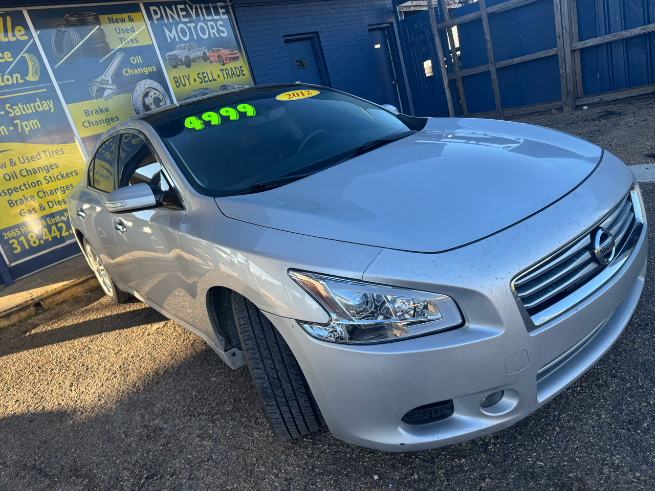 Nissan Maxima SV 2012