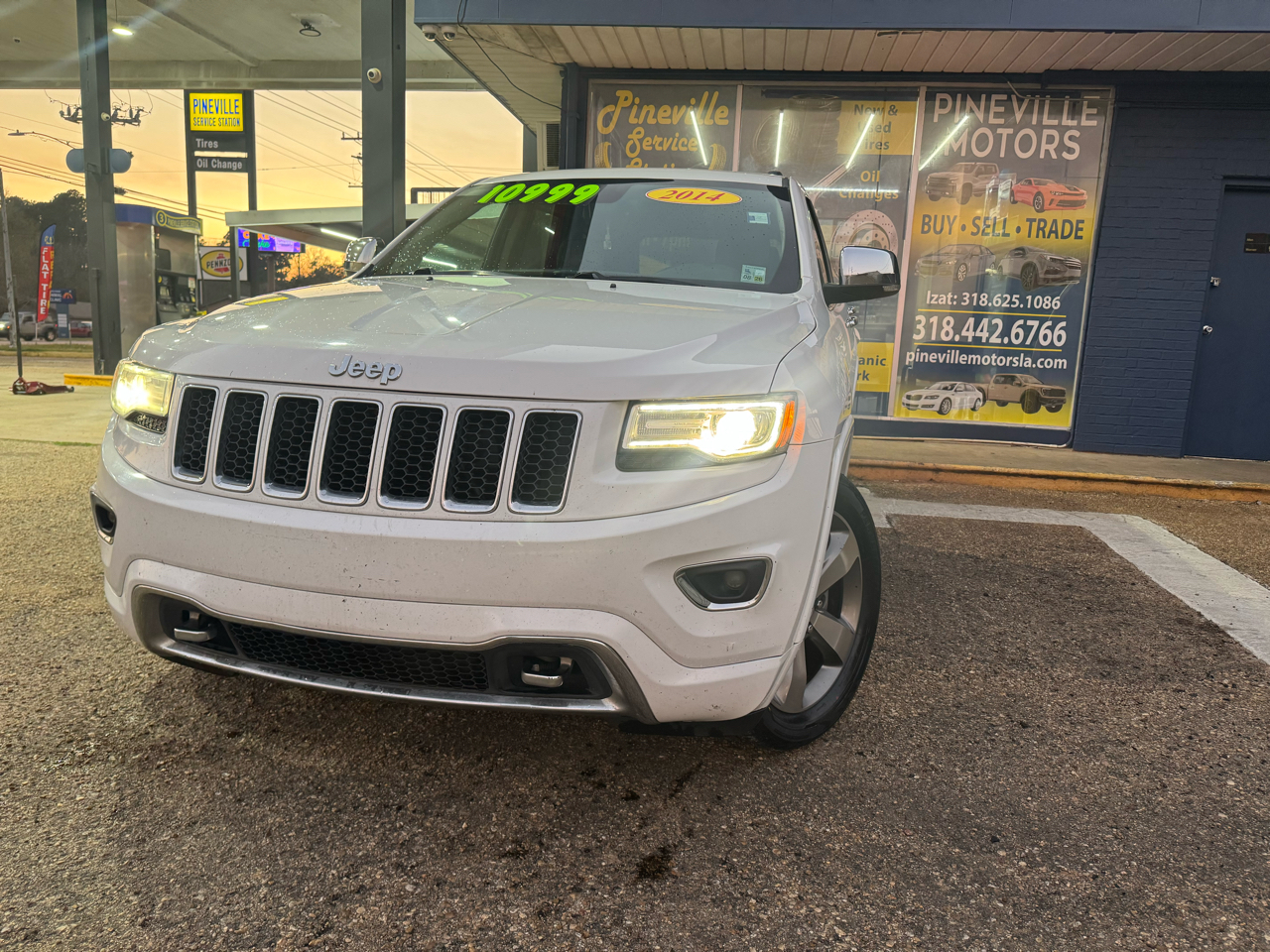 2014 Jeep Grand Cherokee Overland 2WD
