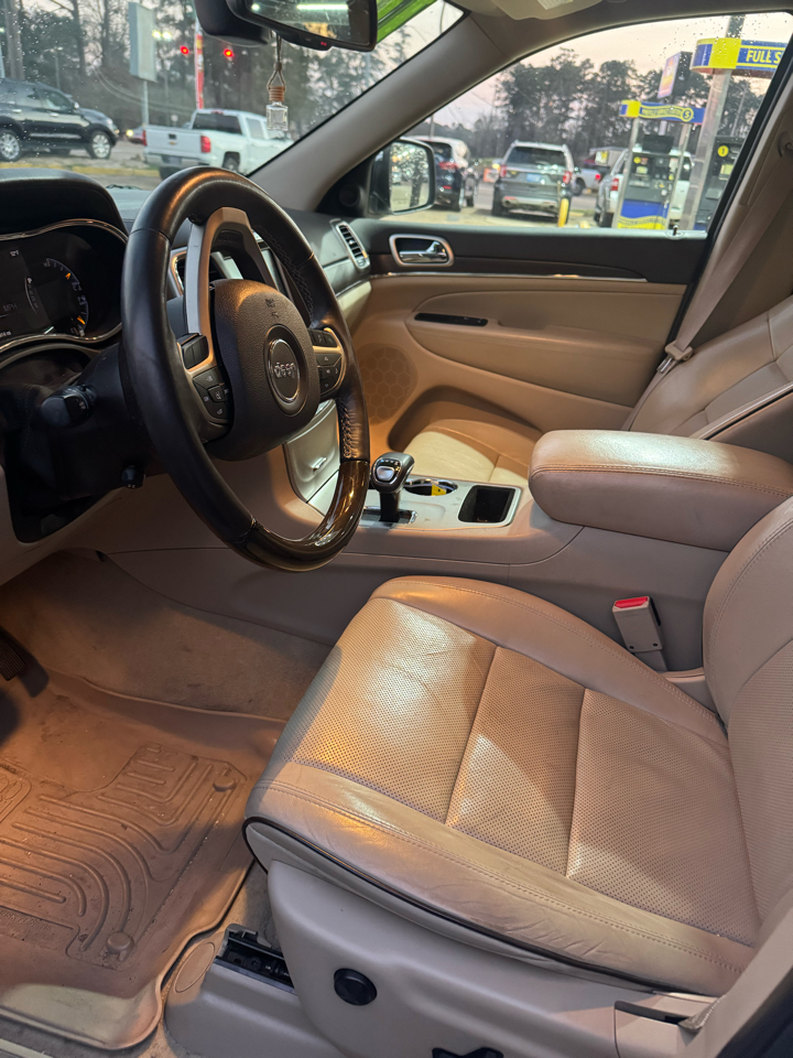 Jeep Grand Cherokee Overland 2WD 2014