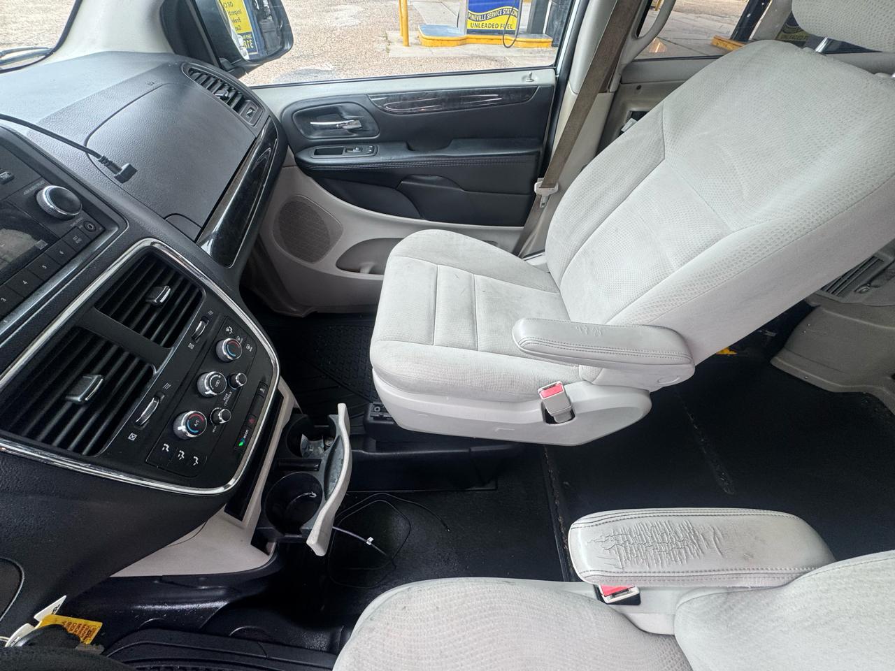 Dodge Grand Caravan SE 2015