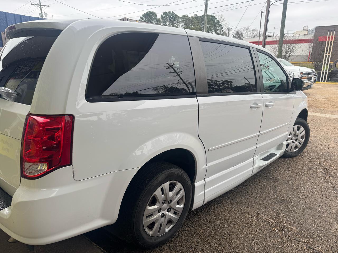 Dodge Grand Caravan SE 2015