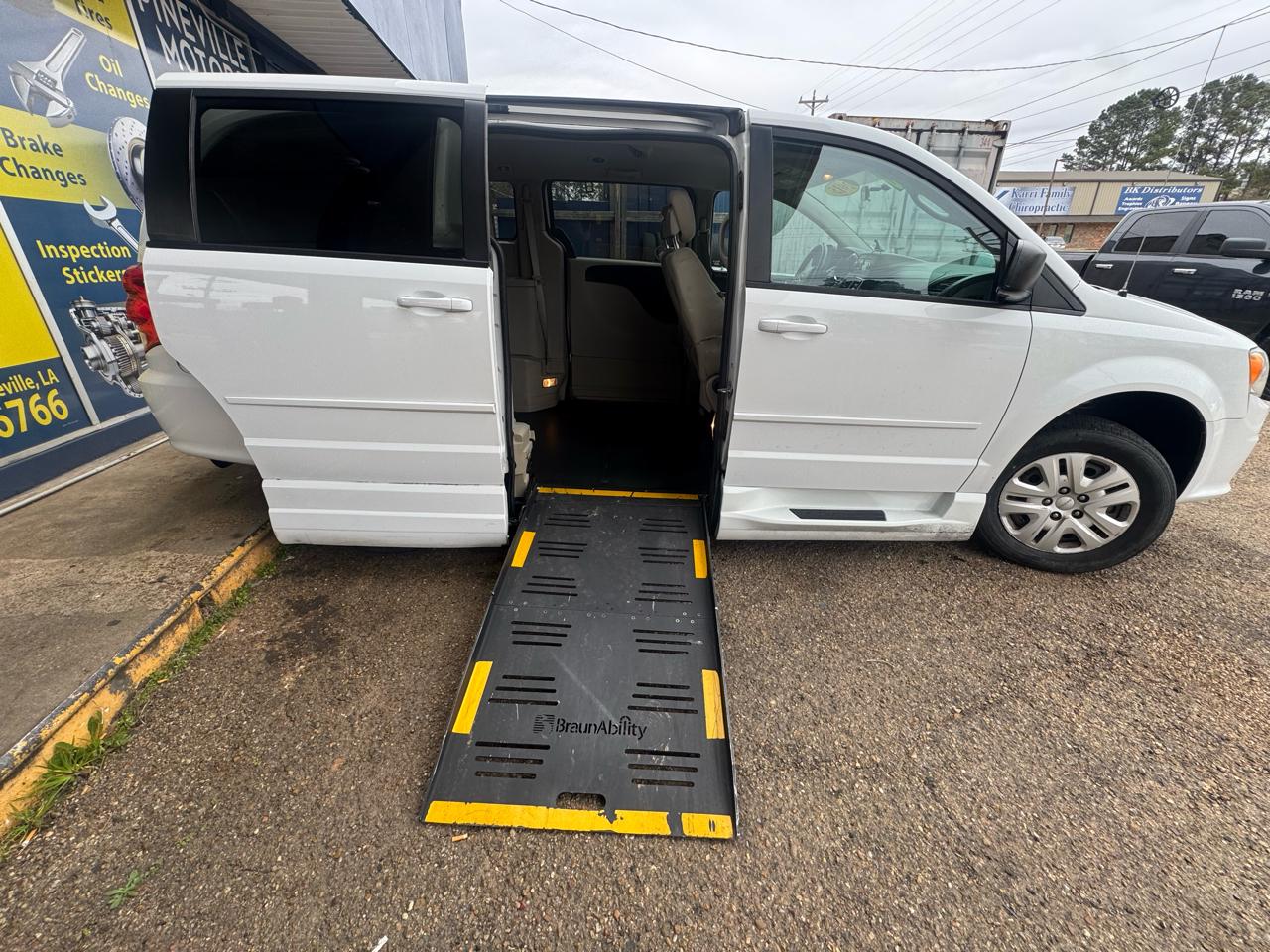 Dodge Grand Caravan SE 2015