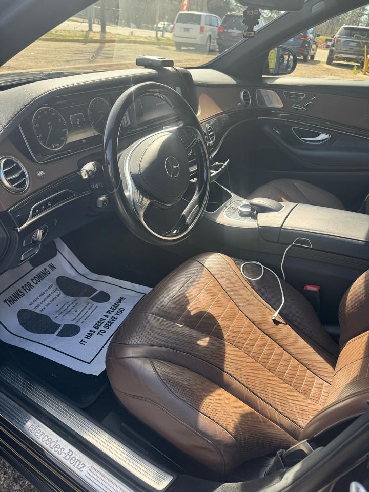 Mercedes-Benz S-Class S550 2014