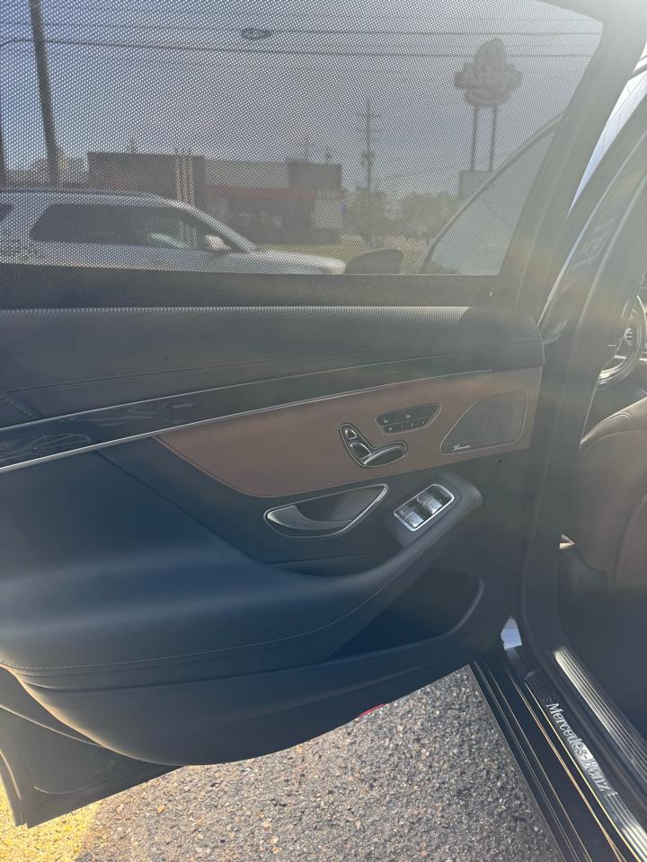 Mercedes-Benz S-Class S550 2014