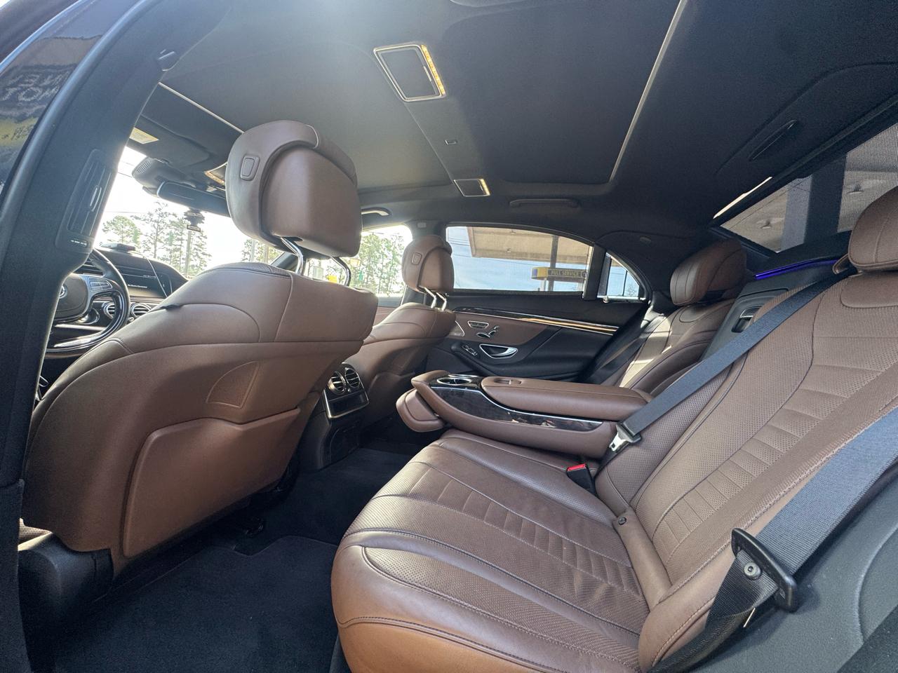 Mercedes-Benz S-Class S550 2014