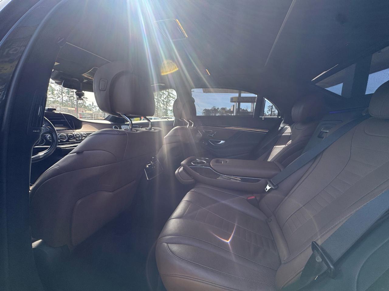 Mercedes-Benz S-Class S550 2014