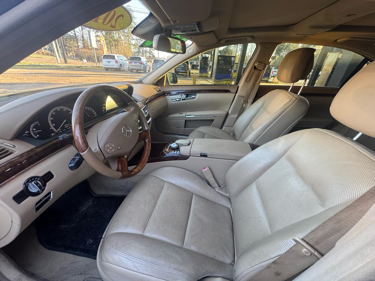 Mercedes-Benz S-Class S550 2011