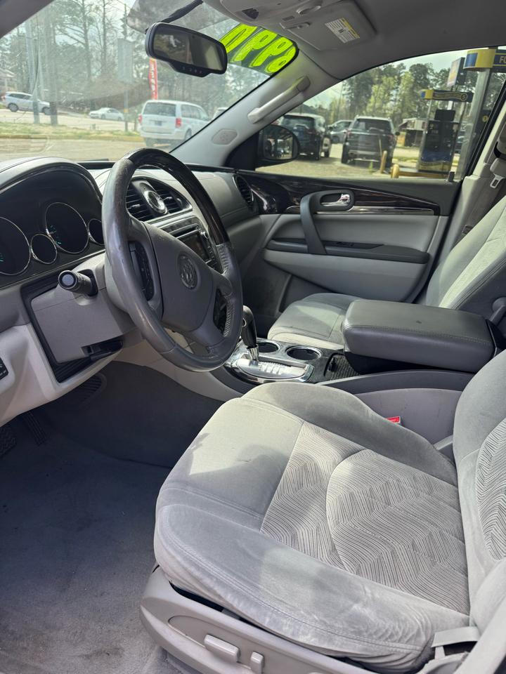 Buick Enclave Convenience FWD 2016