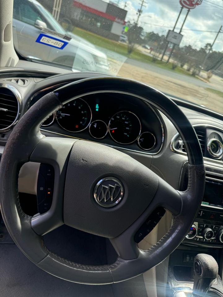 Buick Enclave Convenience FWD 2016