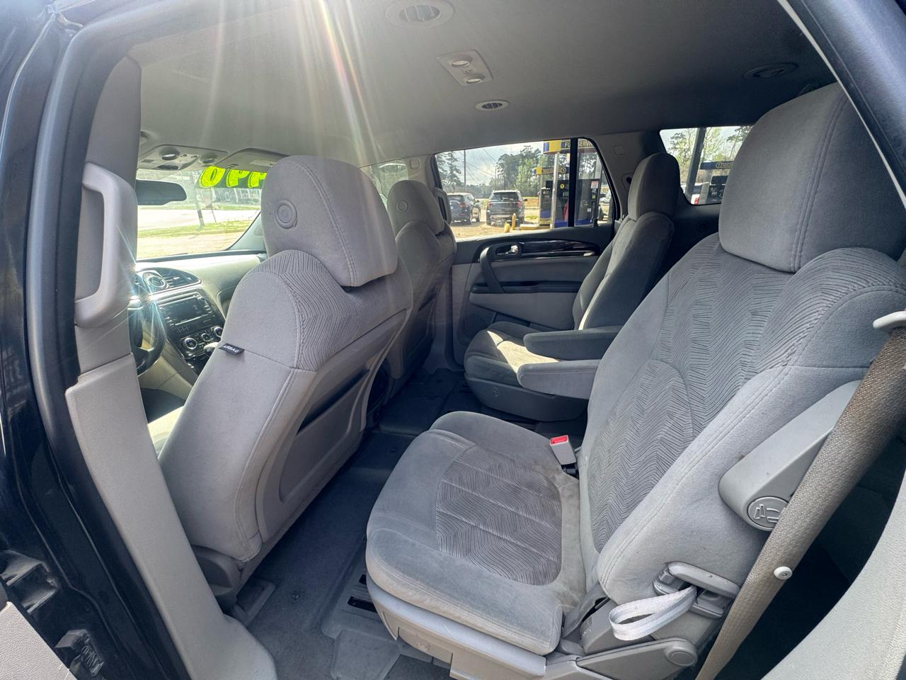 Buick Enclave Convenience FWD 2016