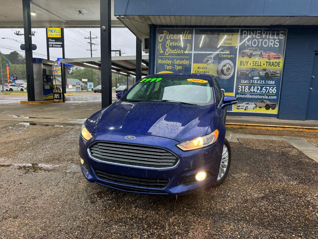 Ford Fusion Hybrid SE 2014