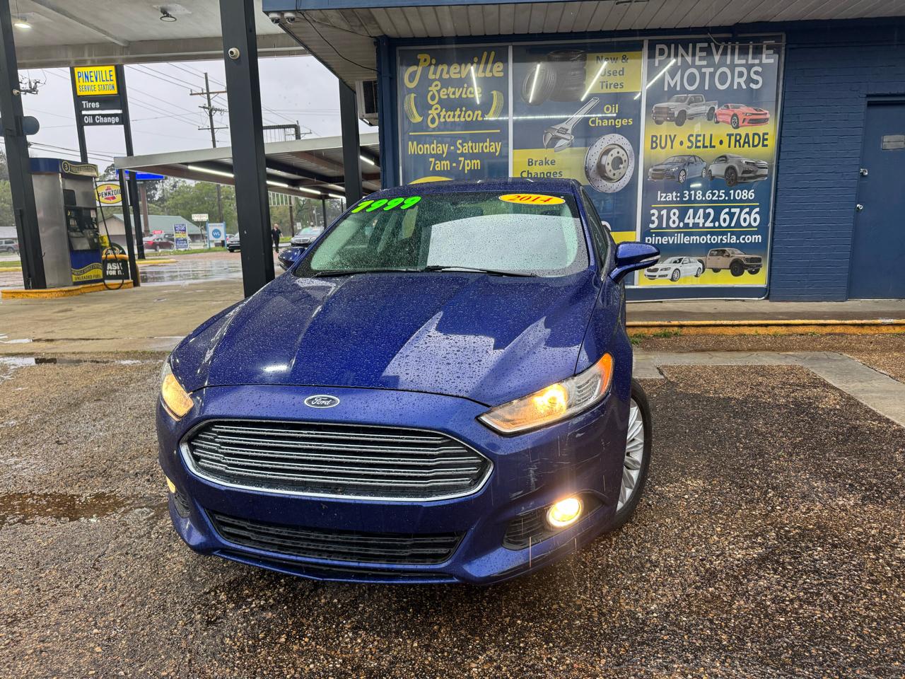 Ford Fusion Hybrid SE 2014