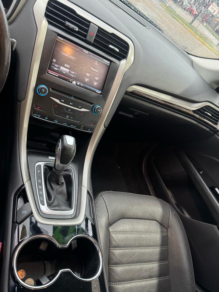 Ford Fusion Hybrid SE 2014