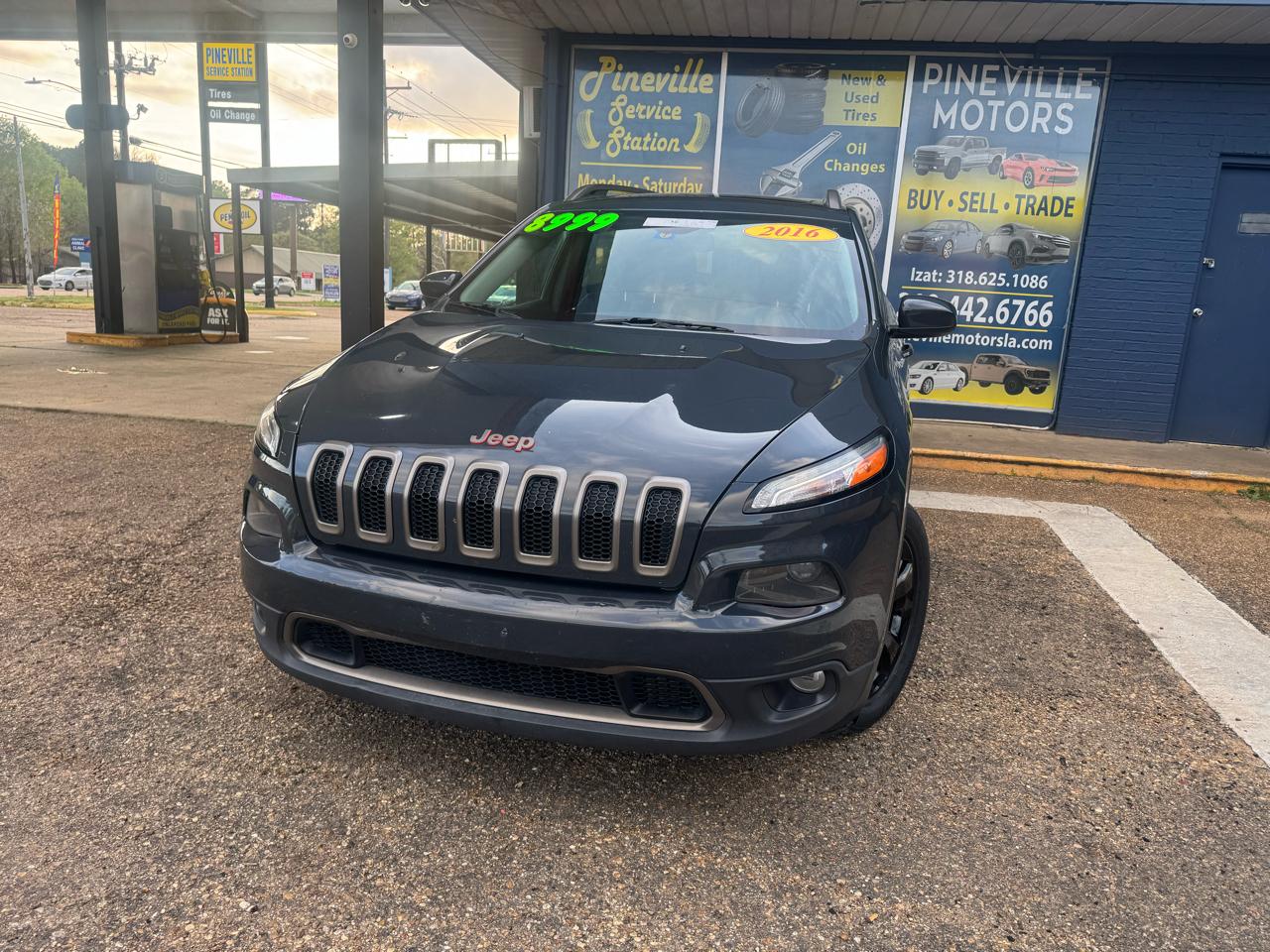 Jeep Cherokee Latitude FWD 2016