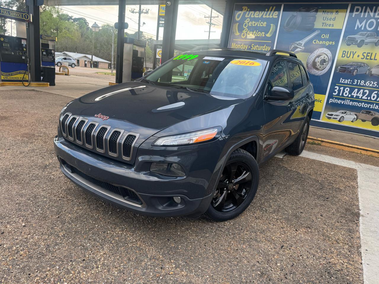 Jeep Cherokee Latitude FWD 2016