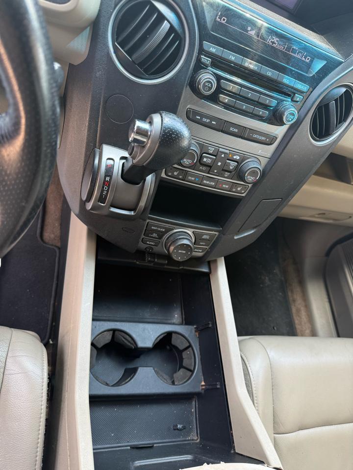 Honda Pilot EX-L 2WD 5-Spd AT with Navigation 2013