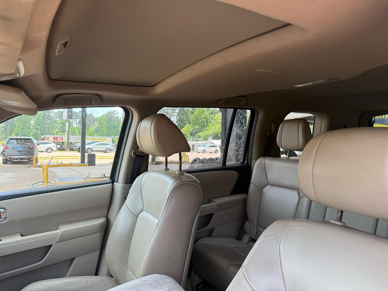 Honda Pilot EX-L 2WD 5-Spd AT with Navigation 2013