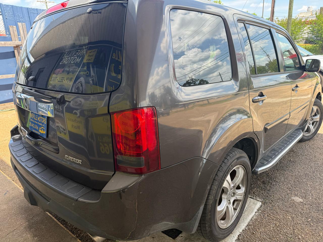 Honda Pilot EX-L 2WD 5-Spd AT with Navigation 2013