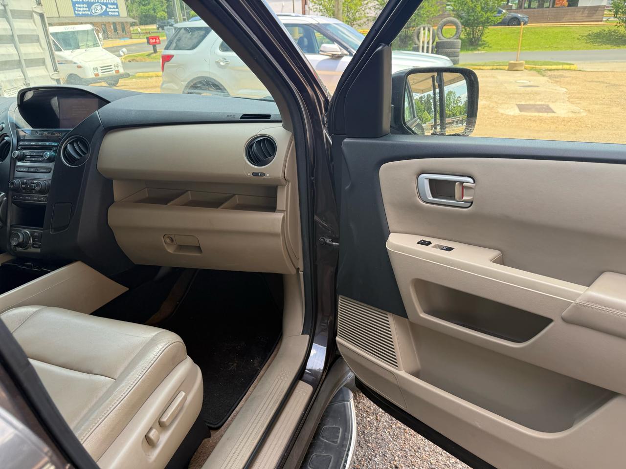 Honda Pilot EX-L 2WD 5-Spd AT with Navigation 2013