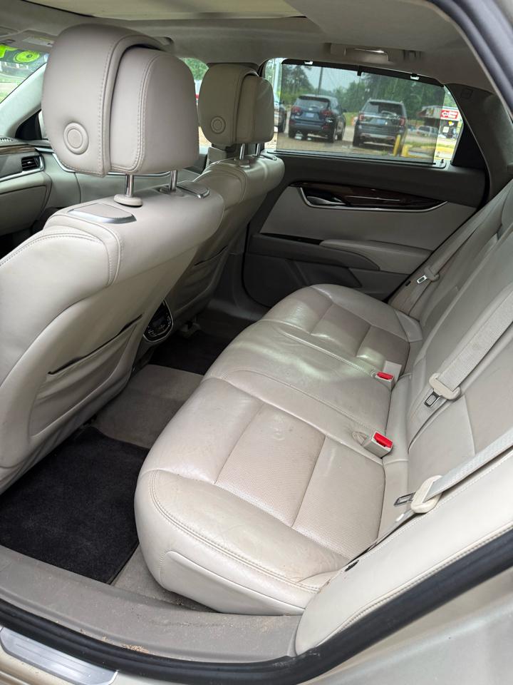 Cadillac XTS Platinum 2013