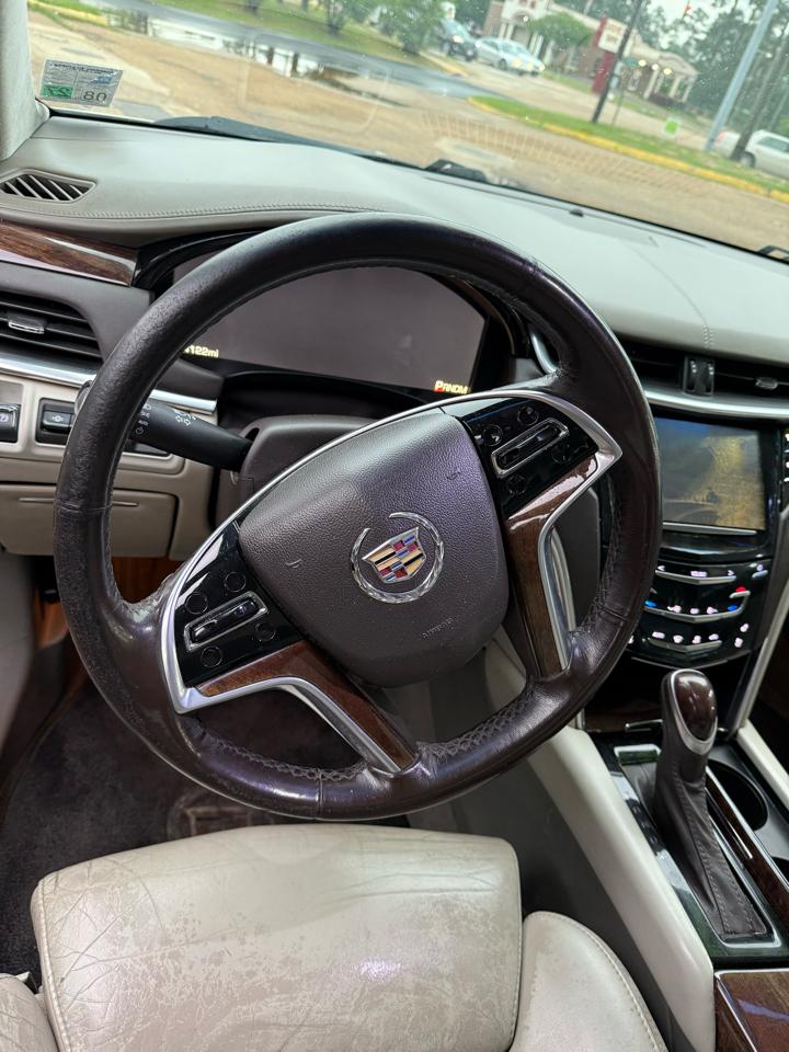 Cadillac XTS Platinum 2013
