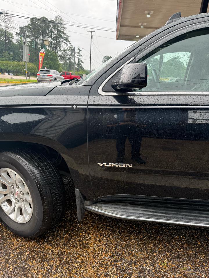 GMC Yukon SLT 2WD 2017