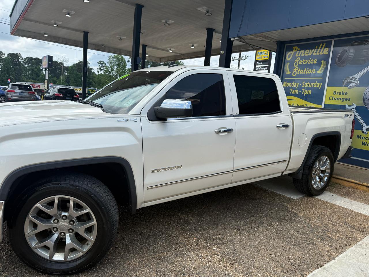 GMC Sierra 1500 4WD Crew Cab 143.5" SLT 2014