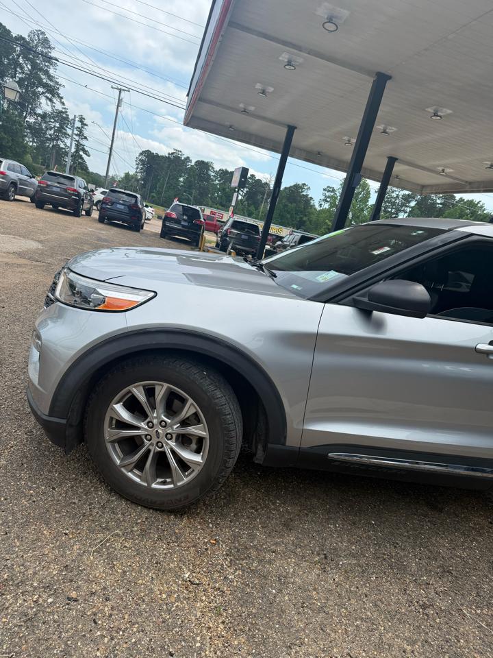 Ford Explorer XLT 2021