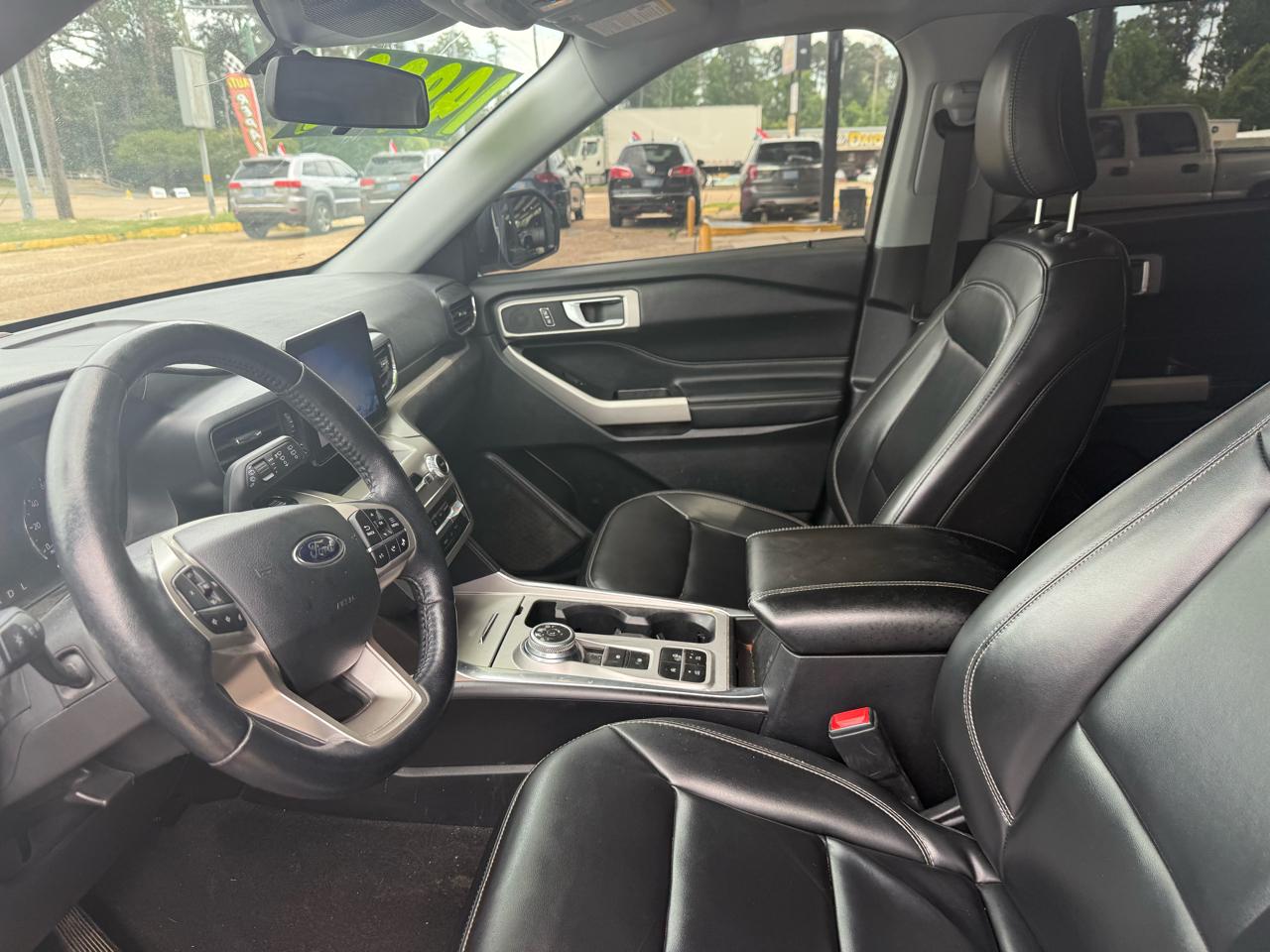 Ford Explorer XLT 2021