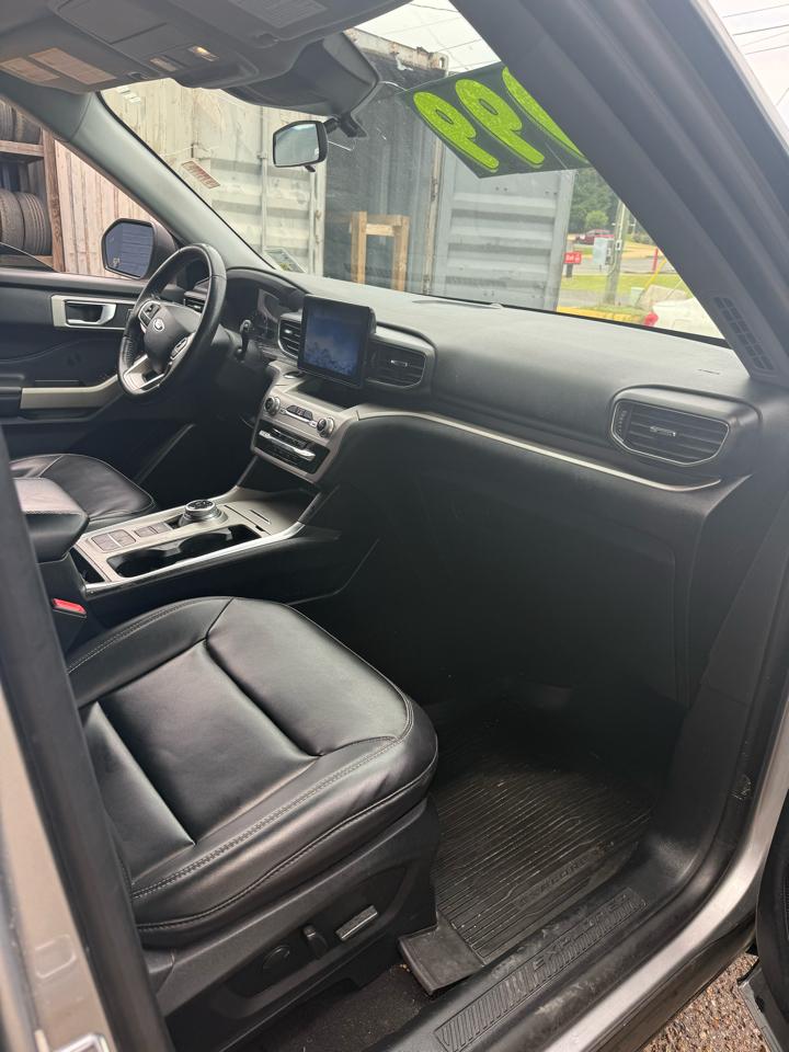 Ford Explorer XLT 2021
