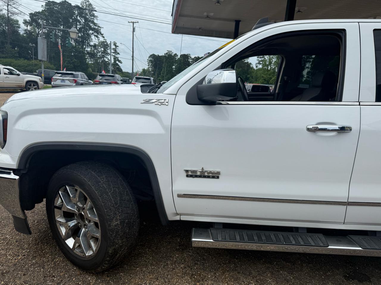 GMC Sierra 1500 4WD Crew Cab 143.5" SLT 2018
