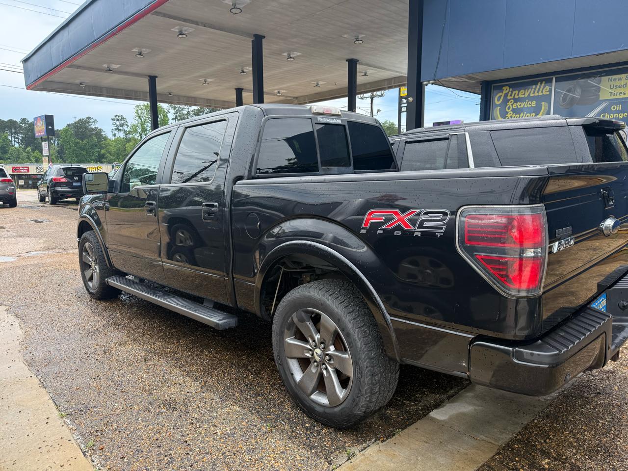 Ford F-150 2WD SuperCrew 145" FX2 2012