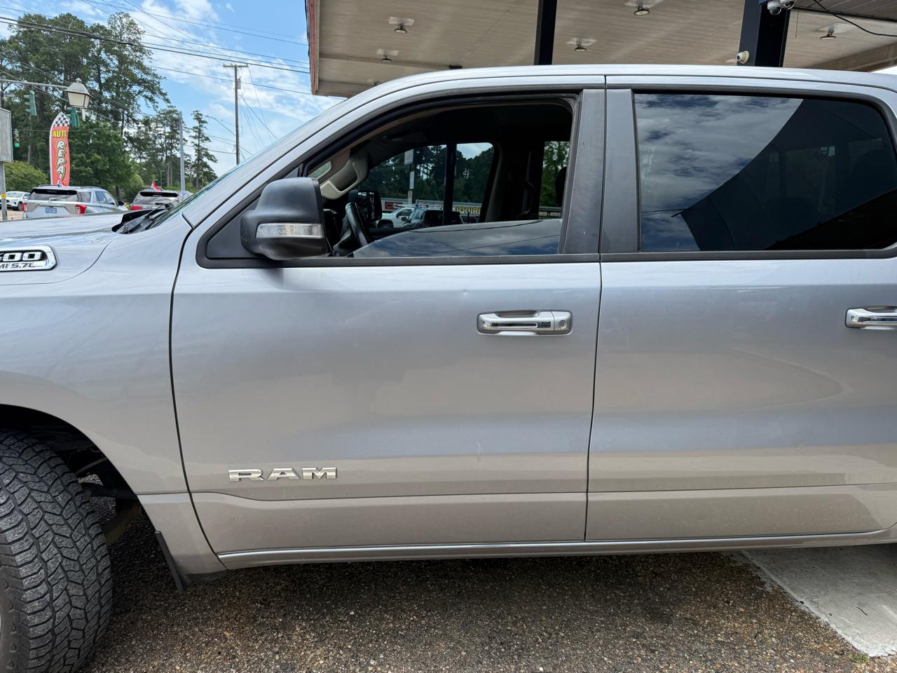 RAM 1500 Big Horn Crew Cab SWB 2WD 2020