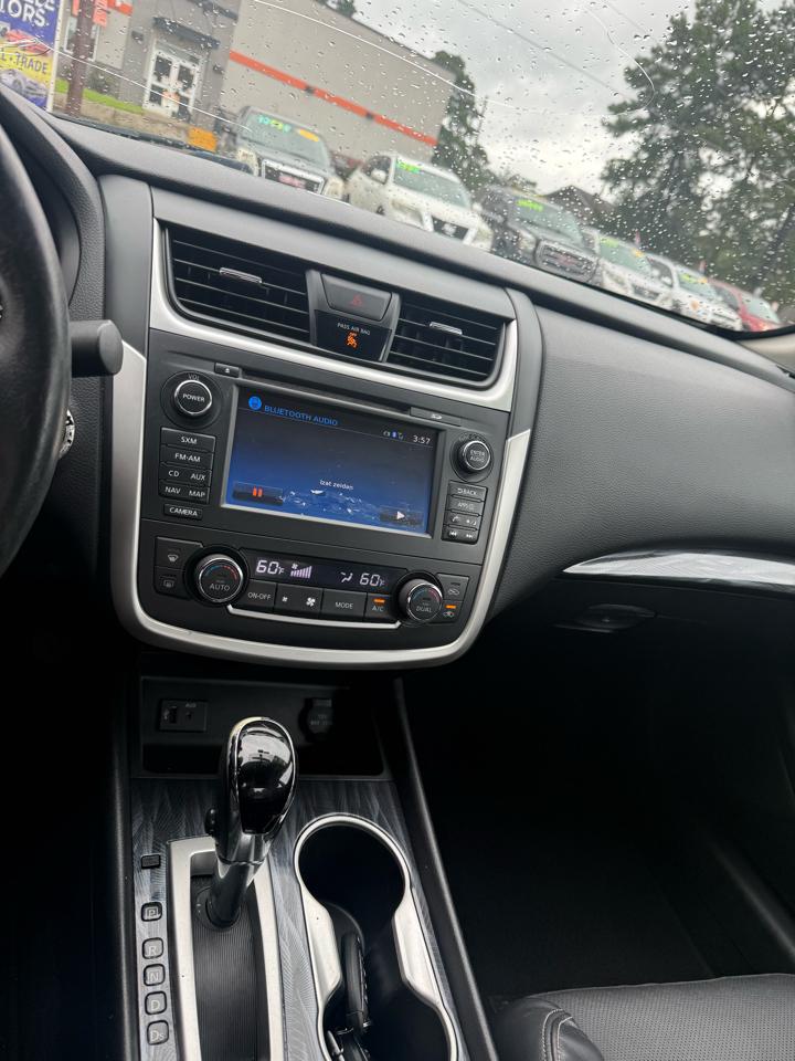 Nissan Altima 2.5 SR 2016