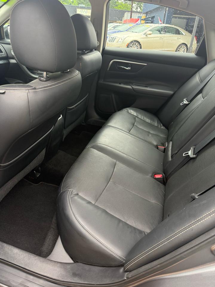 Nissan Altima 2.5 SR 2016