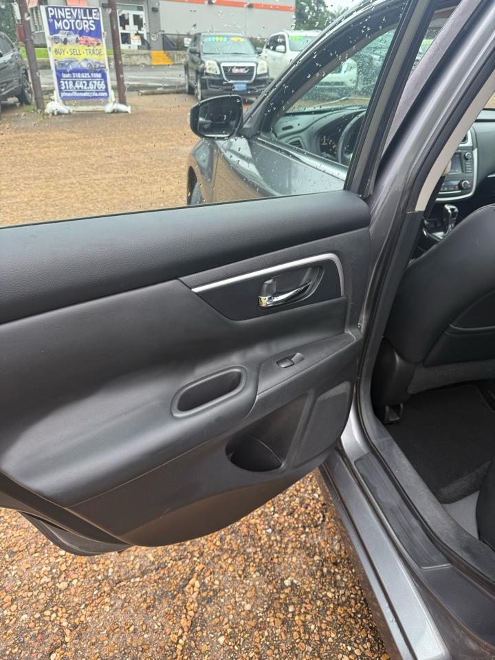 Nissan Altima 2.5 SR 2016